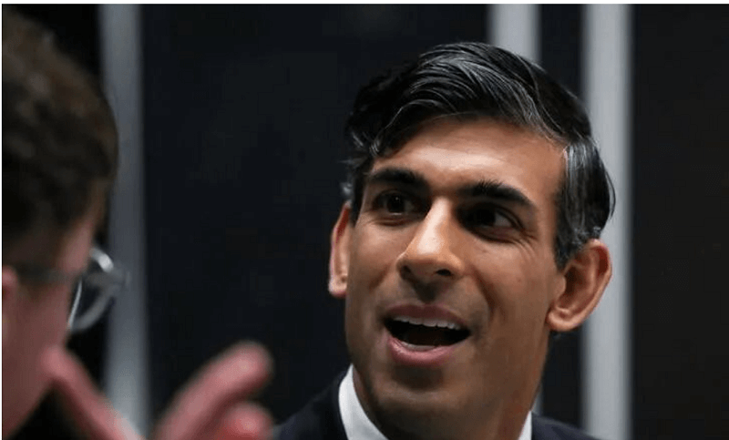 英首相乘车未系安全带被警方罚款,成第二位违法的在任首相|Exness(图1) 英首相乘车未系安全带被警方罚款,成第二位违法的在任首相|Exness(图1)